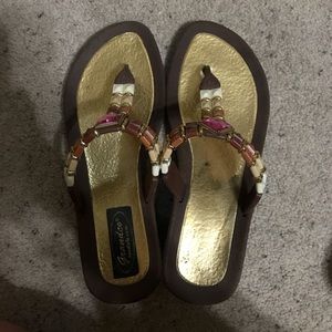 GRANDCO HEELED SANDALS